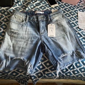 Bermuda jean shorts